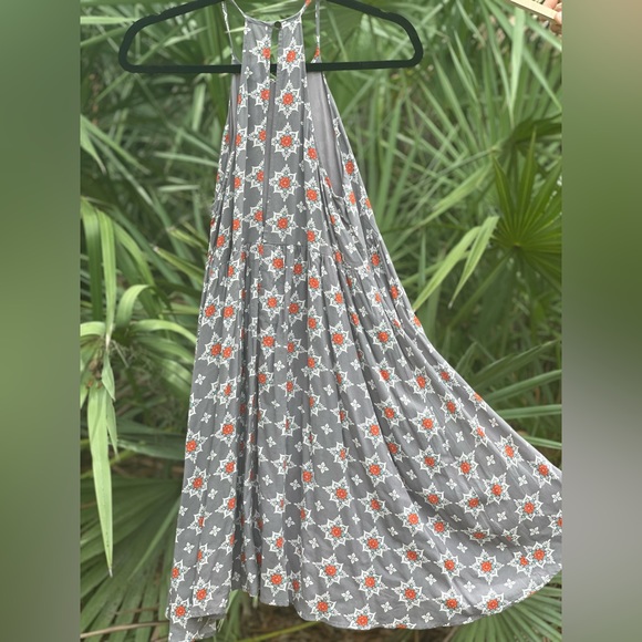 Lulu’s Halter Lined Sun Dress - Picture 2 of 6